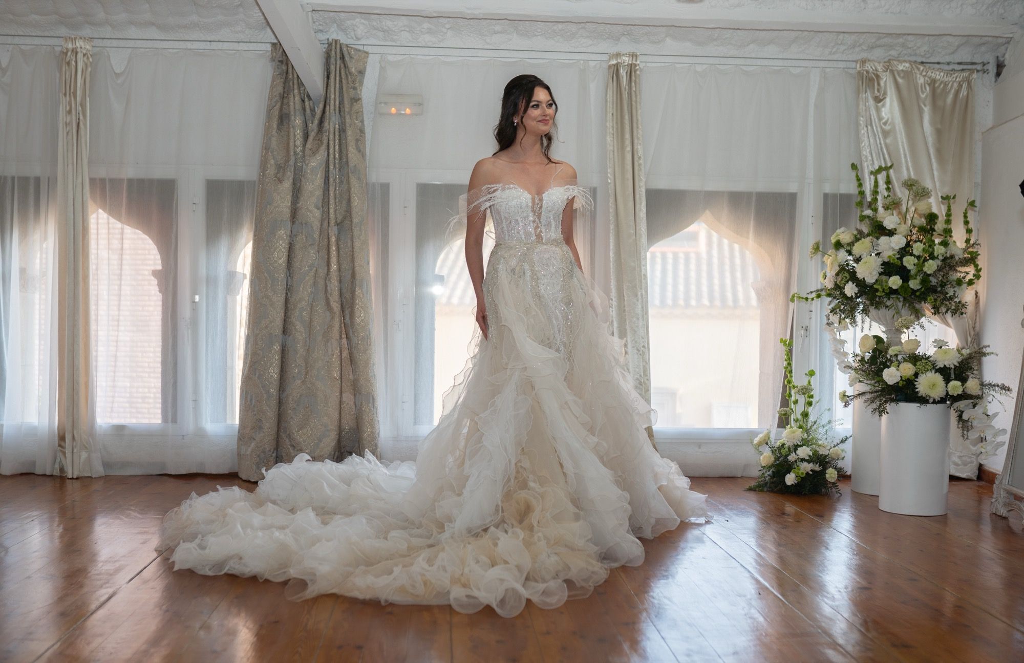 Made-to-measure wedding dress — Oksana Dorenska atelier, Barcelona