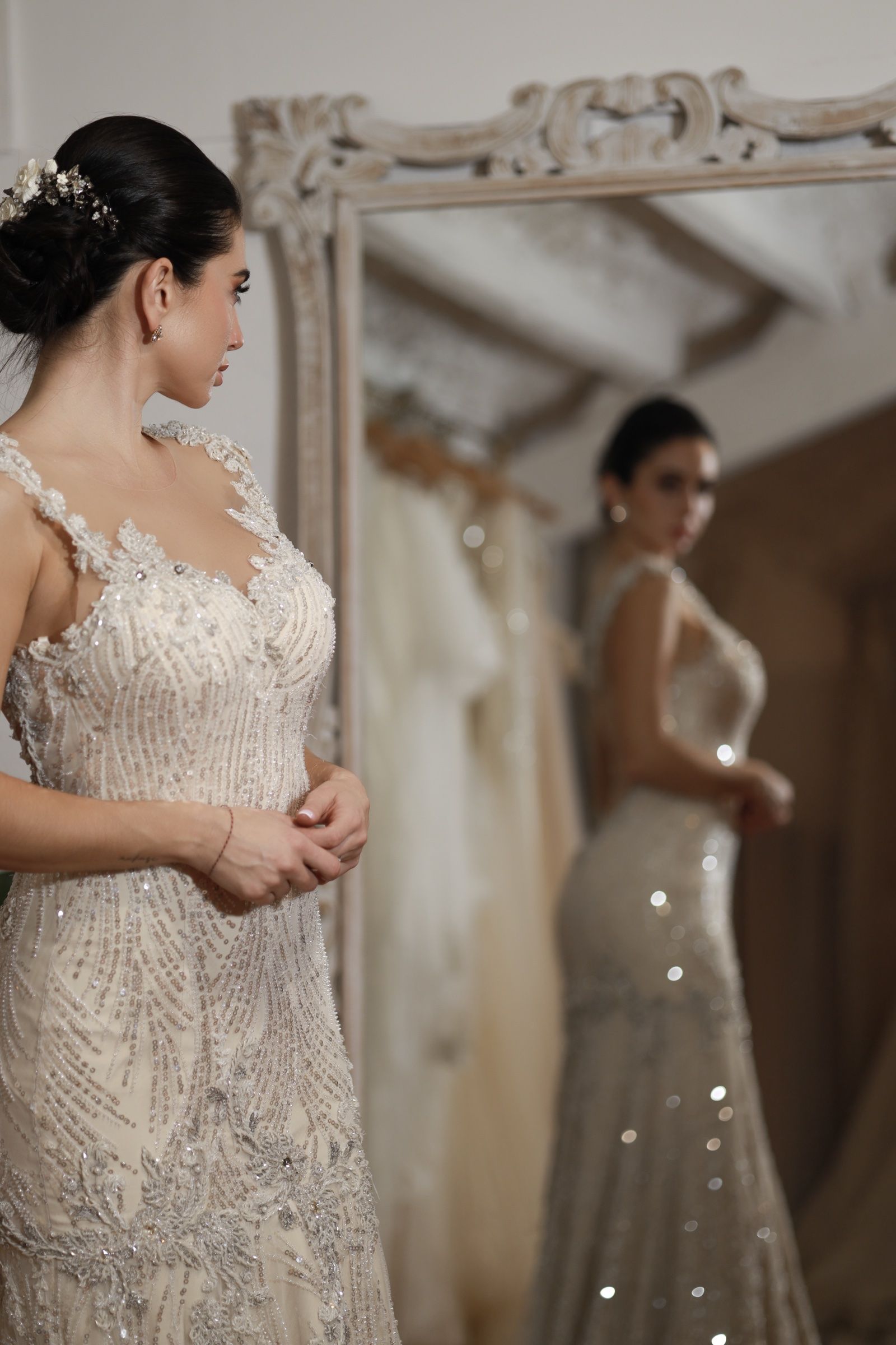 Sparkling mermaid wedding dress with V-neck — Oksana Dorenska