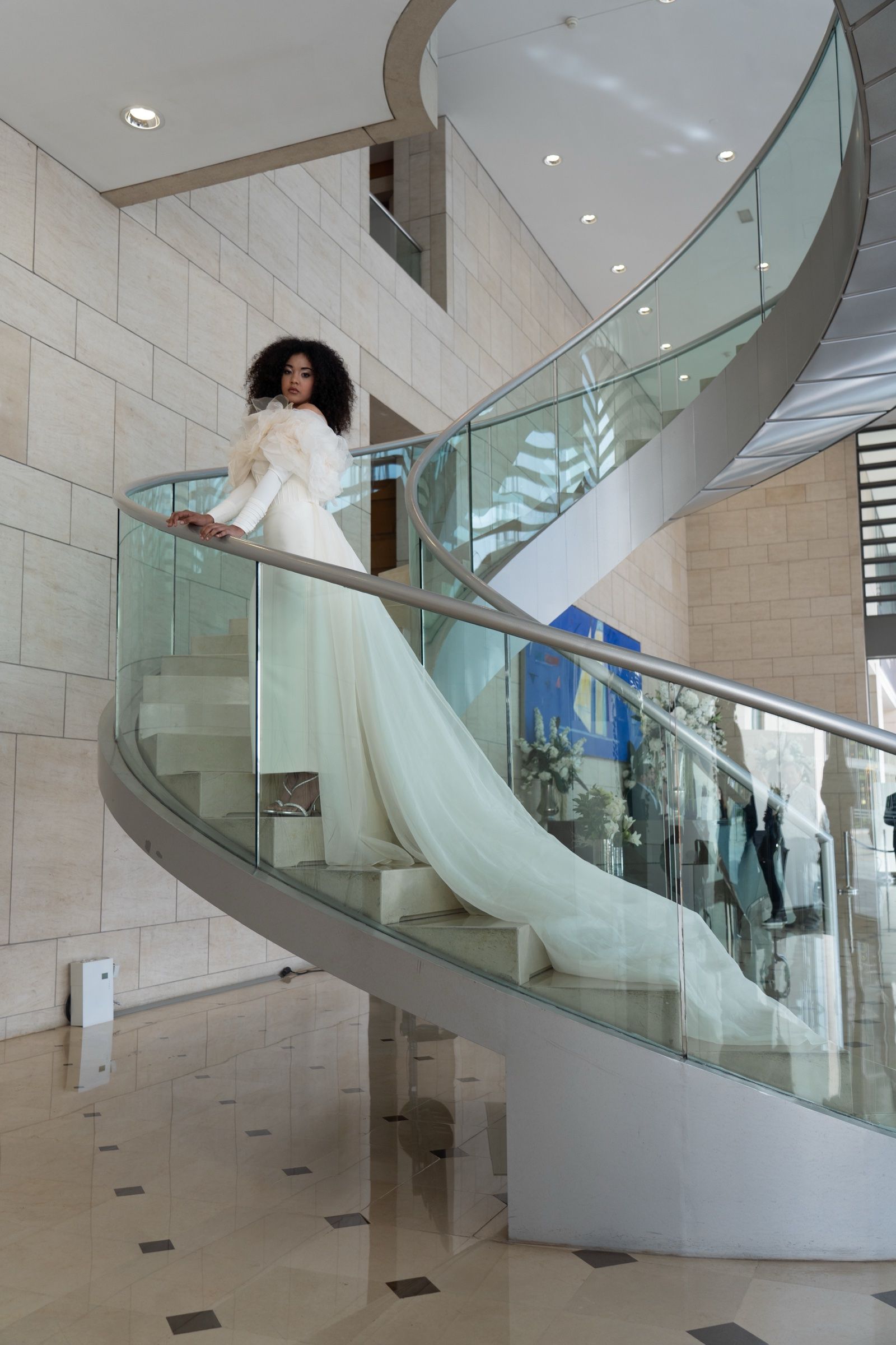 Crepe column wedding dress with feather stole — Oksana Dorenska