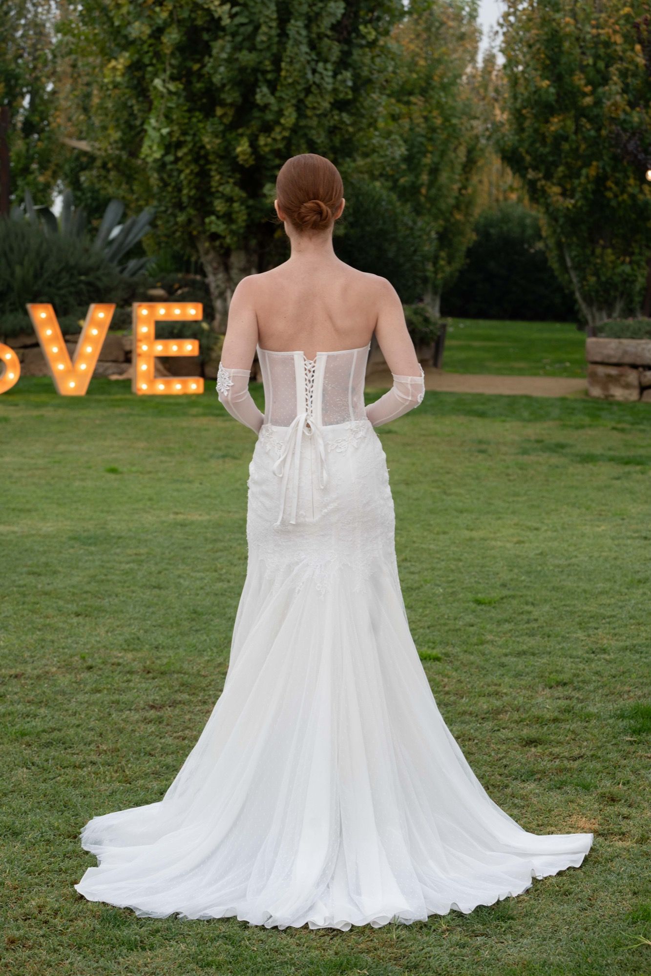 Vestido de novia de corsé sin tirantes, escote corazón, encaje — Oksana Dorenska