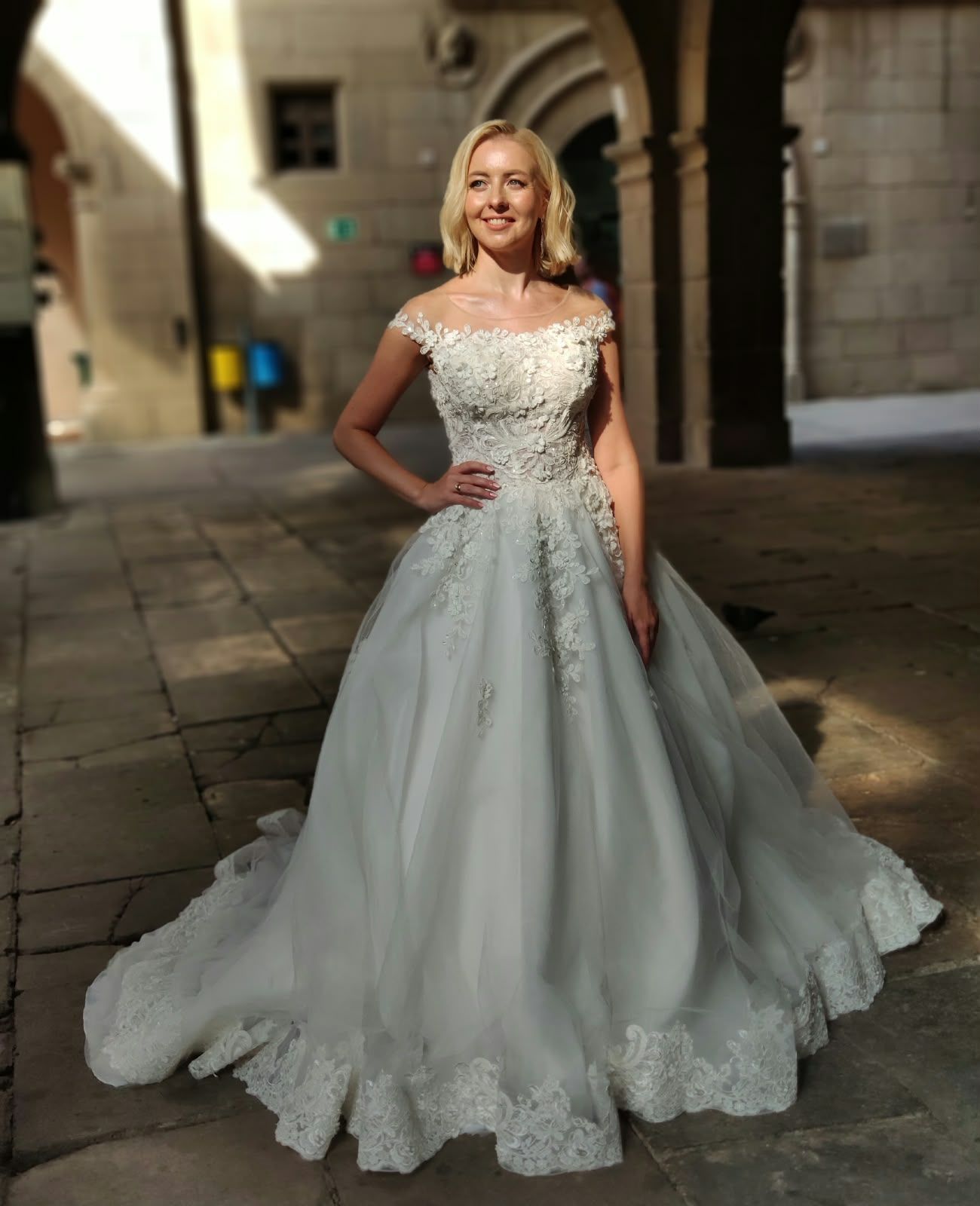 A-line wedding dress with lace bodice and shimmer tulle skirt — Oksana Dorenska